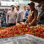 Sidak Pasar Besar, Harga Pangan Jelang Iduladha Stabil WhatsApp-Image-2025-06-03-at-10.29.55 AM-768×512